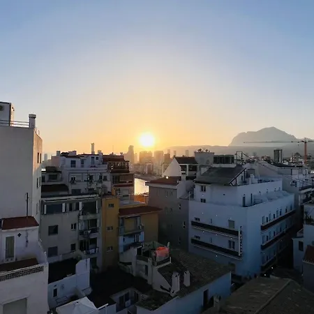 Διαμέρισμα Atico Con Vistas En El Casco Antiguo De *
