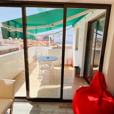 Atico Con Vistas En El Casco Antiguo De * Benidorm